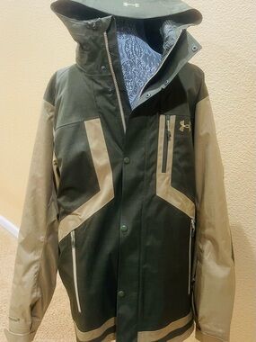 Under Armour Men's Olive Green and Tan Ski Jacket